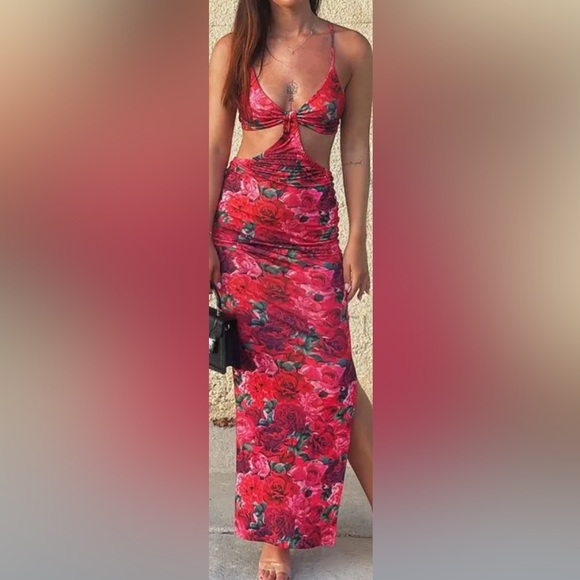 Red Roses - Floral Cutout Maxi Dress - Vacation Beach Dress - Picture 9 of 11
